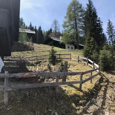 Апартаменты Almhuttenappartements Loicht